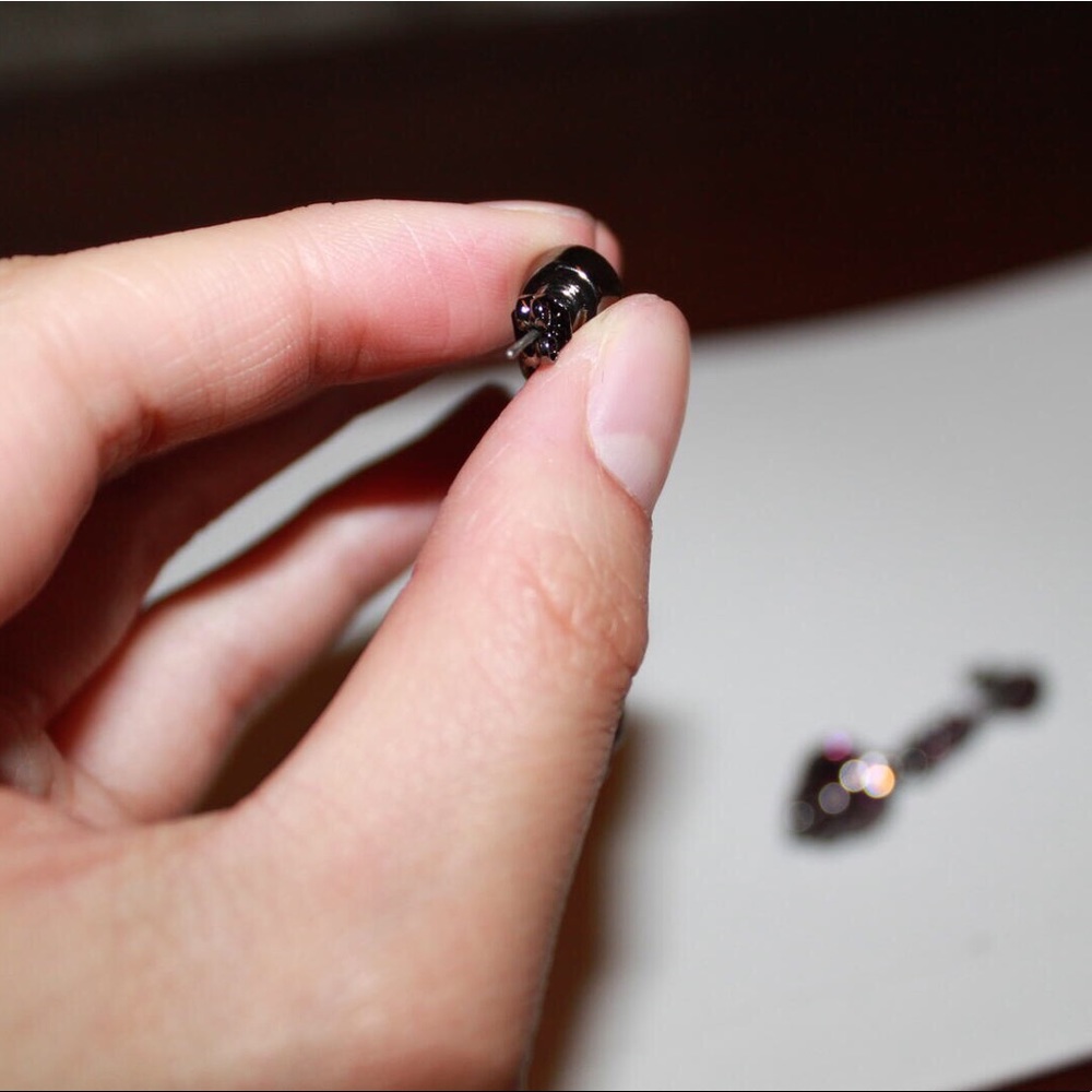 Jewelmint Earrings - Picture 3 of 4